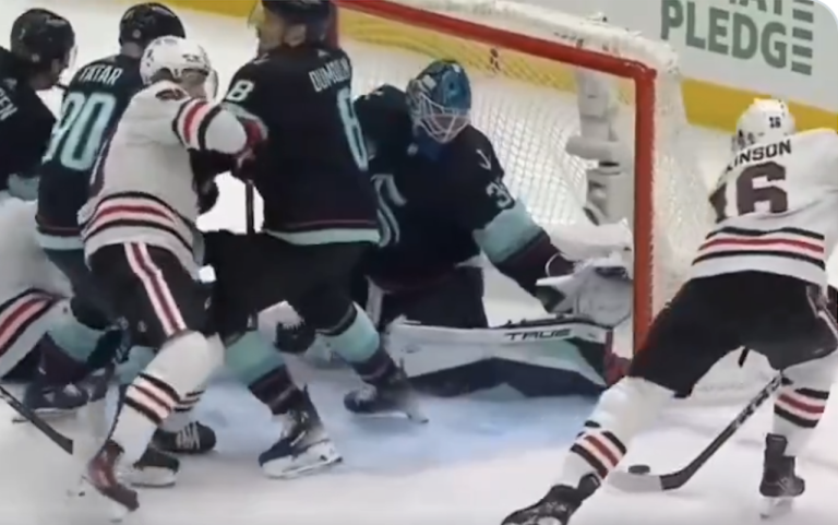Read more about the article Kraken Snap Skid; Handle Blackhawks With 6-2 Win